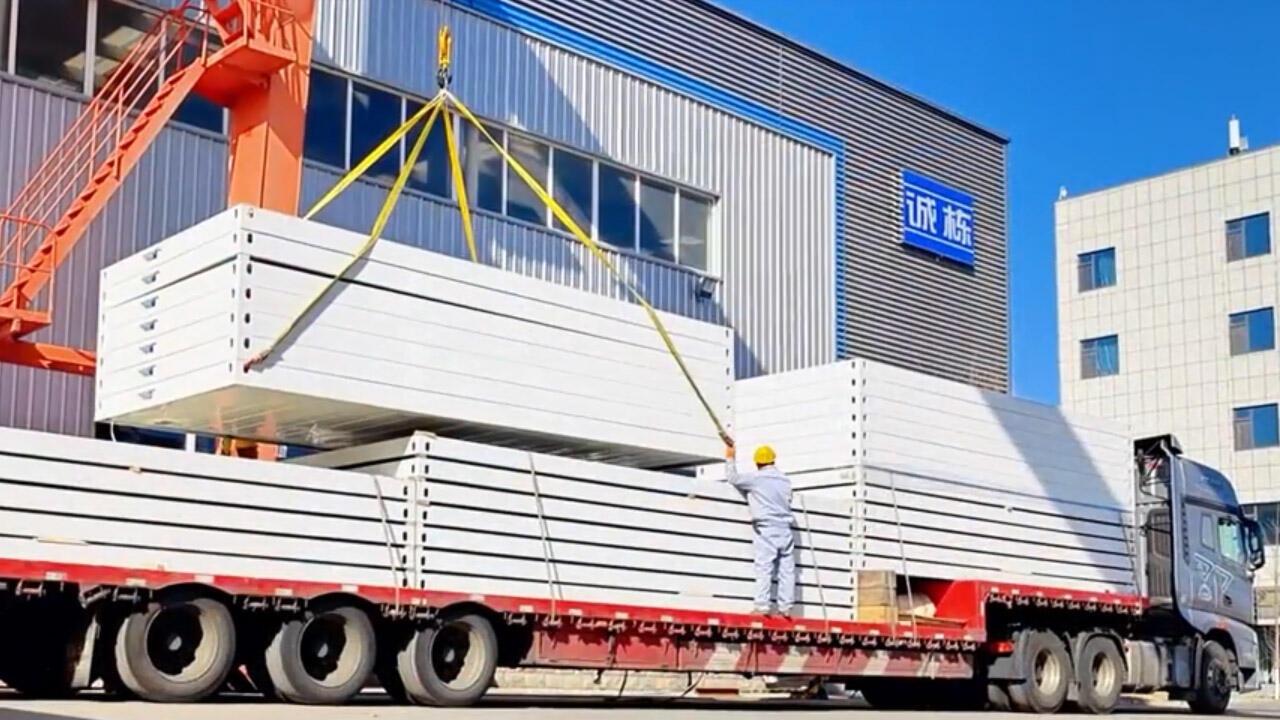 Container house shipping