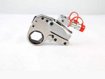 Как гидравлические динамометрические инструменты обеспечивают надёжное затягивание критически важных фланцевых соединений