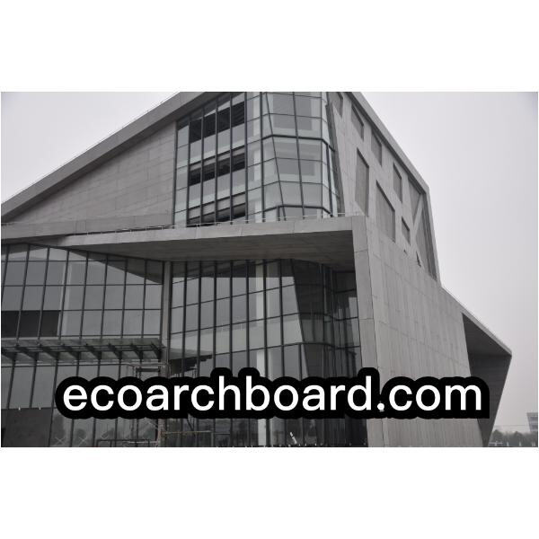 Монтаж и обслуживание наружных бетонных панелей просты