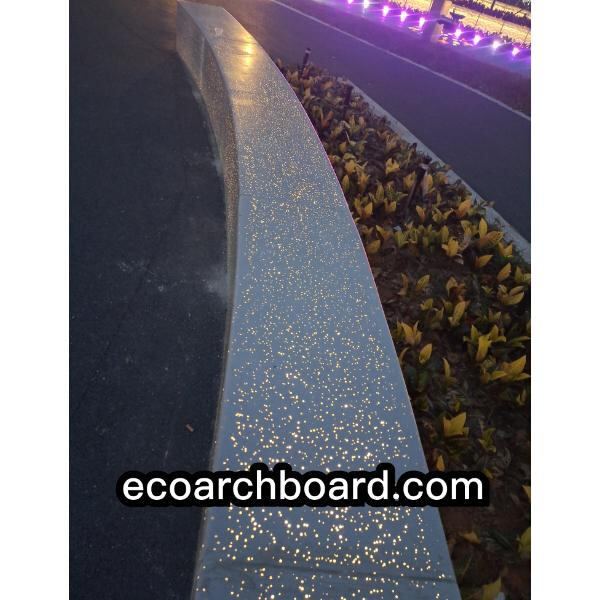 استكشاف بلوكات الخرسانة شبه الشفافة في العمارة