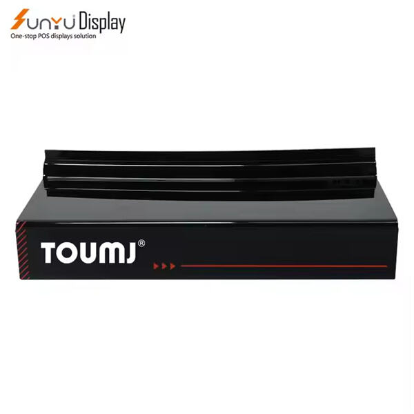 Säg adjö till kladdiga golvet med en väggmonterad skohylla