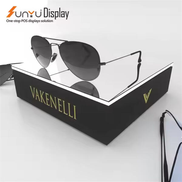 Get ready to set your eyewear apart with our stunning display stands