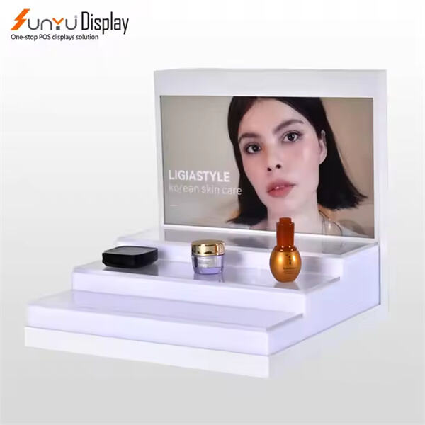Maximizing Visual Impact with White Retail Displays