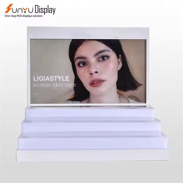 Creating a Bright and Inviting Shopping Experience with White Displays