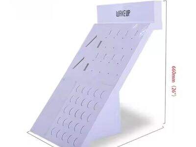 Влияние акриловых стоек для экспозиции на освещение выставок