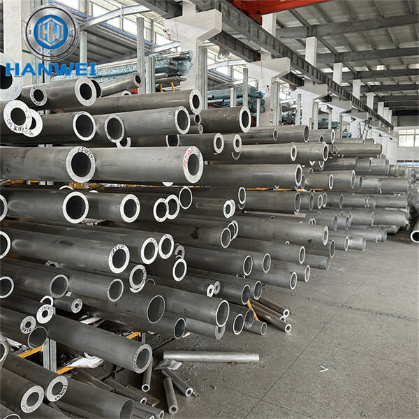 كيفية قطع، لحام، وتشكيل أنابيب الألومنيوم مربع مثل بر