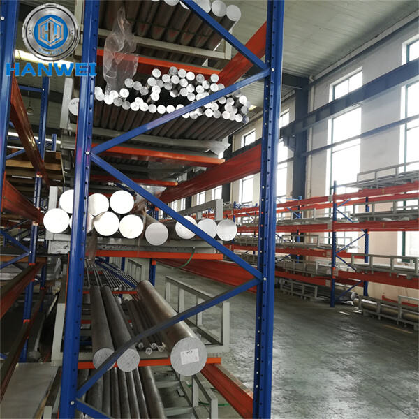 Pembinaan Berkualiti Tinggi dengan Palang Aluminium Teguh