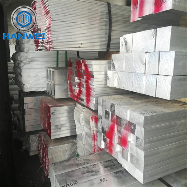 لماذا يكون قضيب مربع من الألمنيوم مثاليًا للاستخدام الخارجي