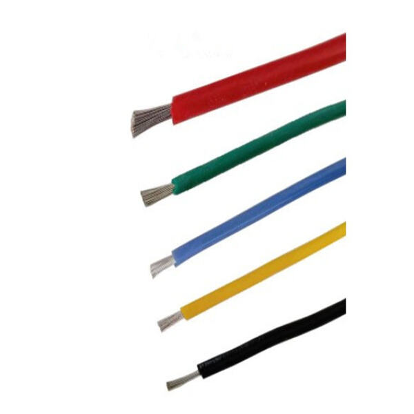 المخاطر المحتملة والاحتياطات الأمنية عند التعامل مع كابلات الأسلاك الكهربائية