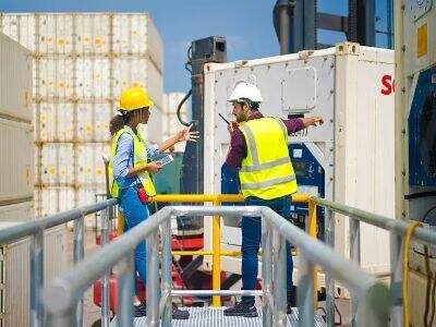 Роль услуг по перевозке опасных грузов в обеспечении безопасности цепочки поставок