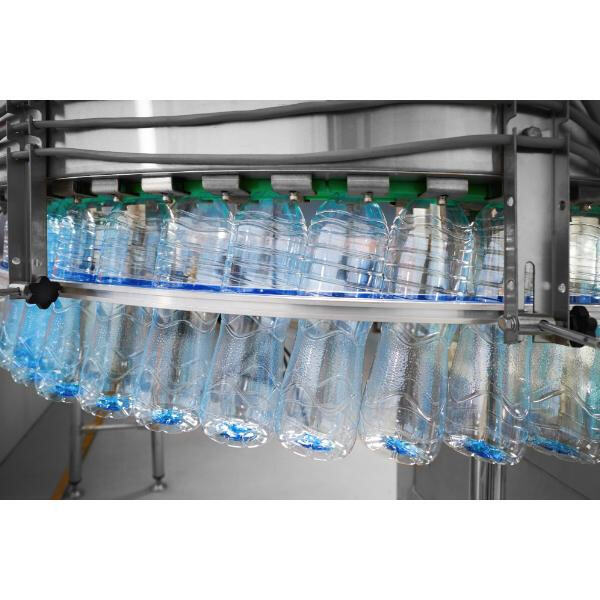 The importance of choosing a high-quality water rinsing filling sealing machine for your production needs.