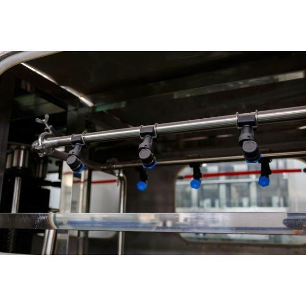 Kokonainen pullovedentuotantolinja