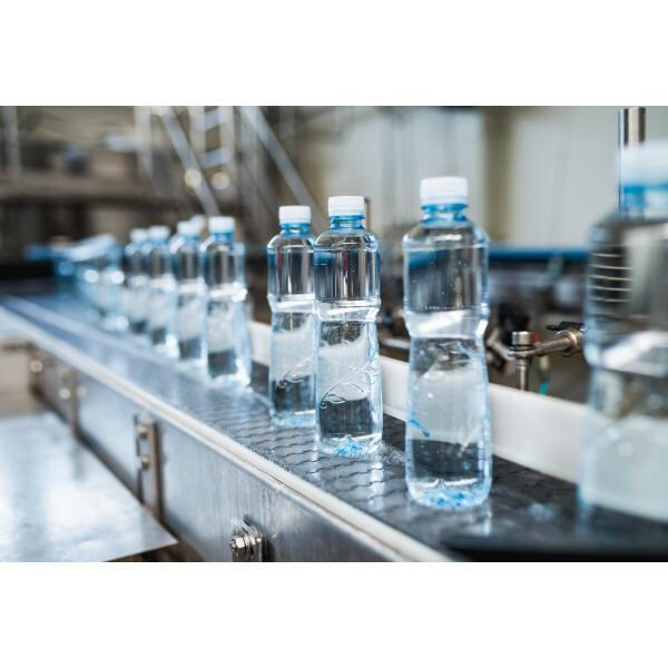 Investimi në të ardhmen e teknologjisë së mbushjes me pajisje automatike për mbushje uji në shishe pet