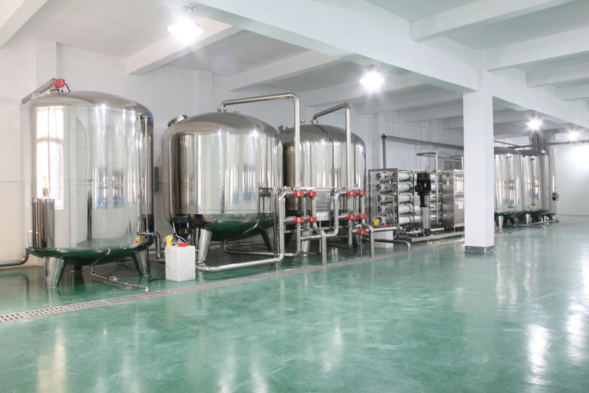 Professional Juice Bottle Filling Machine/Fruit Juice Making Processing Plant Machinery/Juice Filling Equipment supplier