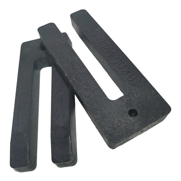 Easy-to-use U-shaped shims for all your construction needs