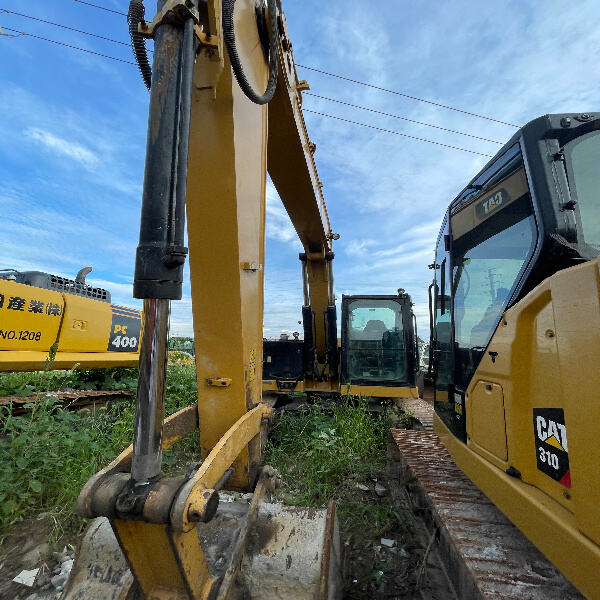 Optimisez votre budget avec un excavateur Cat 310 d'occasion haute performance