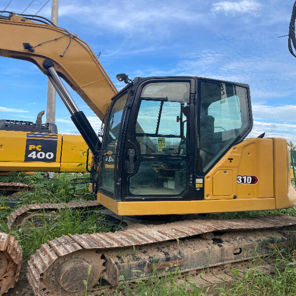 Terminez vos travaux de terrassement plus rapidement et plus intelligemment avec un excavateur Cat 310 d'occasion