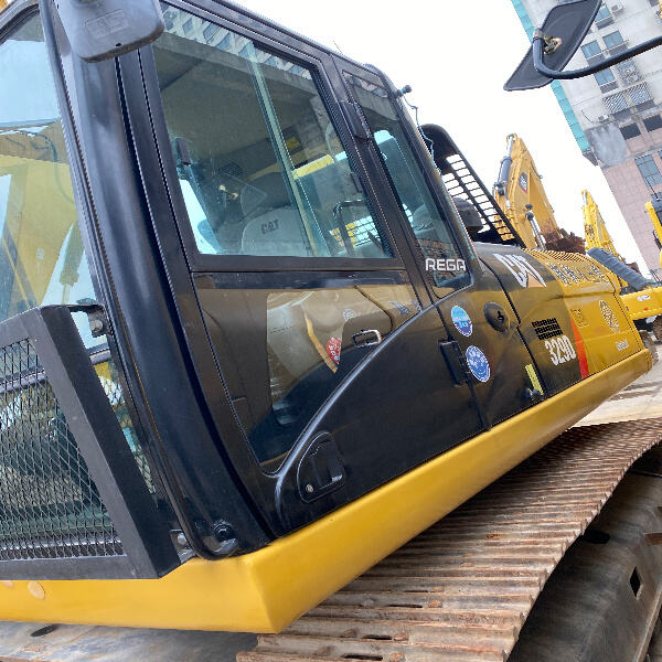 Erleben Sie Präzision und Dauerhaftigkeit mit einem gebrauchten Cat 329 Bagger