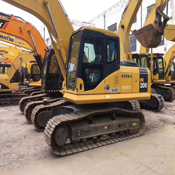 The Advantages of a Used Komatsu PC200 Excavator