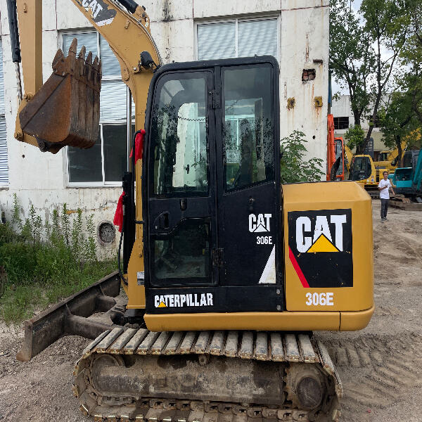 Maximize Your Efficiency with a Pre-Owned Cat 306 Excavator