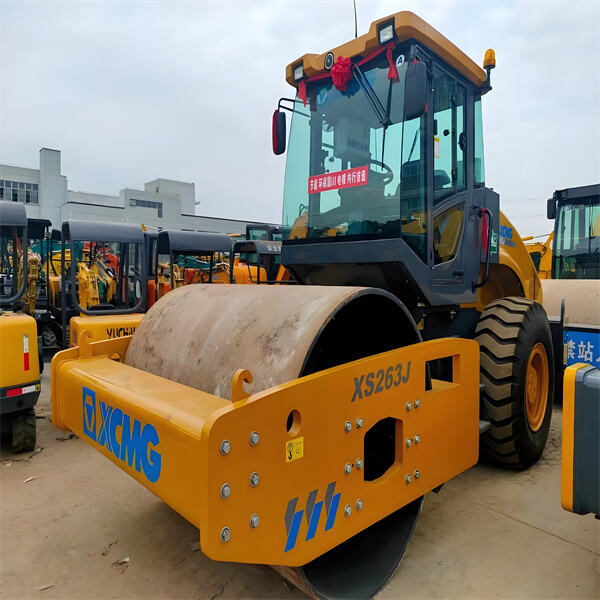 Importance des rouleaux compresseurs dans la construction