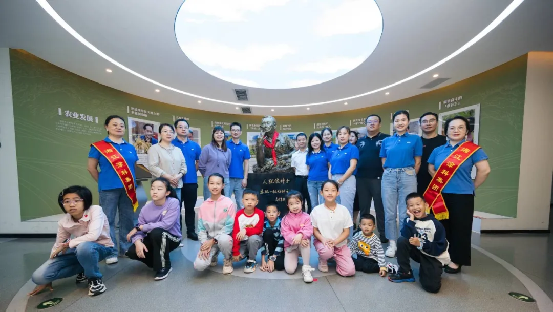 Xiangjiang Coating Group love donation, Mid-Autumn Festival parent-child activities successfully held