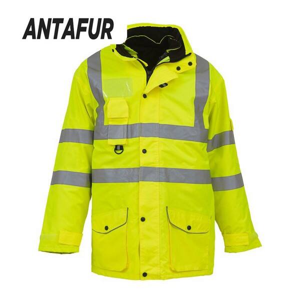 High Visibility Coatsioneer: How To Remain Safe