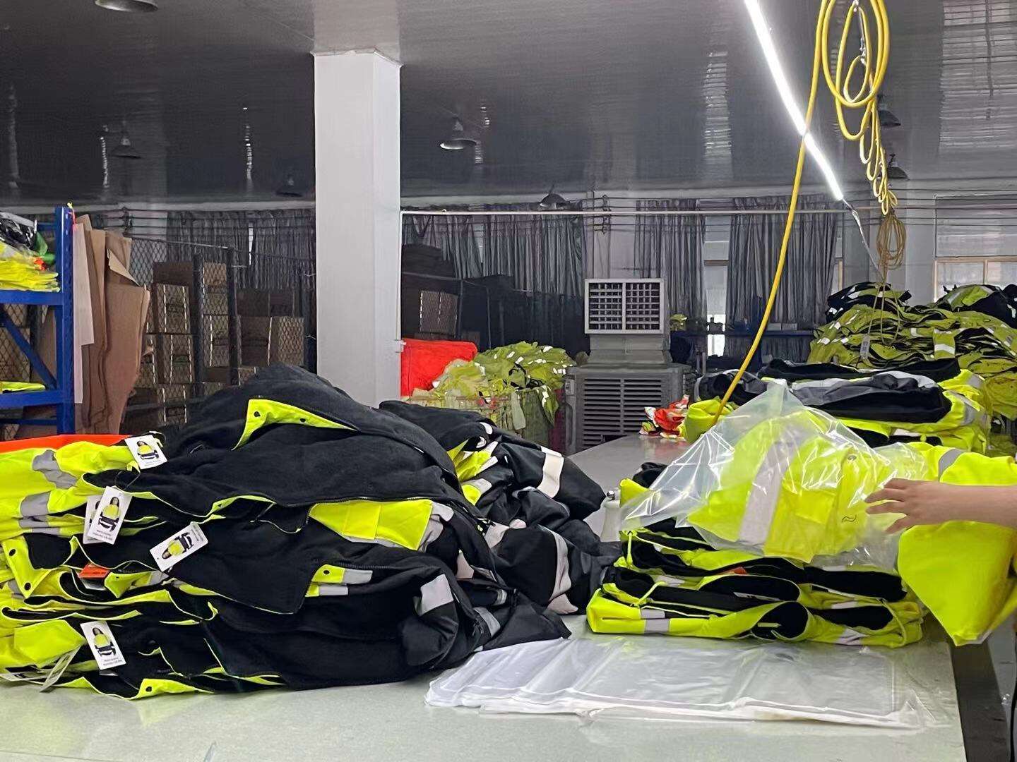 CE/ANSI Compliance Wholesale High Visibility Reflective Vest details