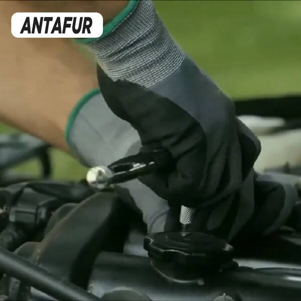 Innovation in Automotive Gloves