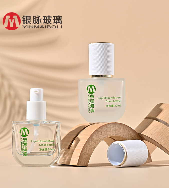 Timeless Elegance: Yinmai’s Foundation Bottle