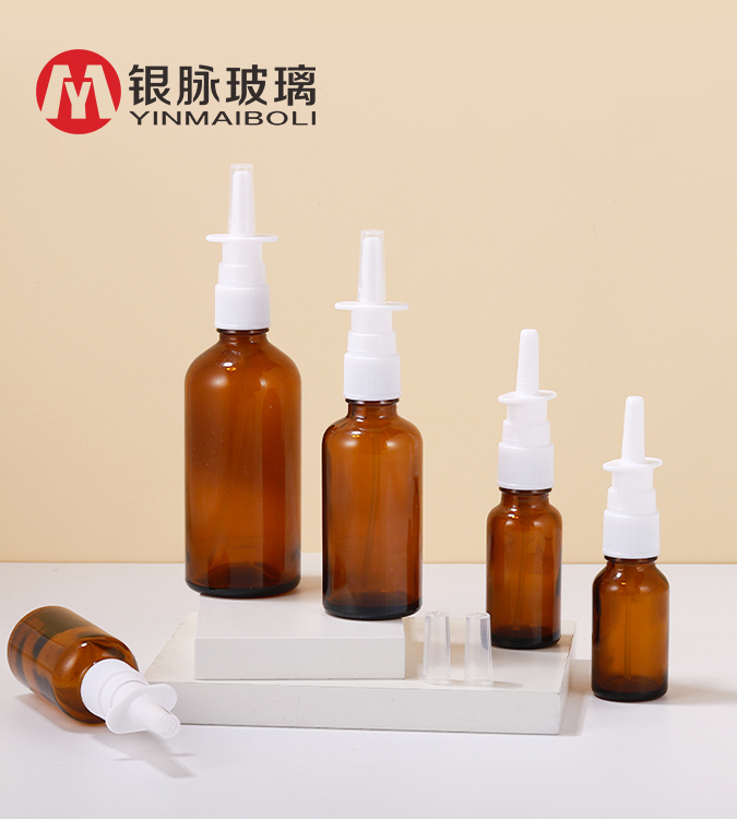 Precision Makeup: Yinmai's Spray Bottle Makeup Tools