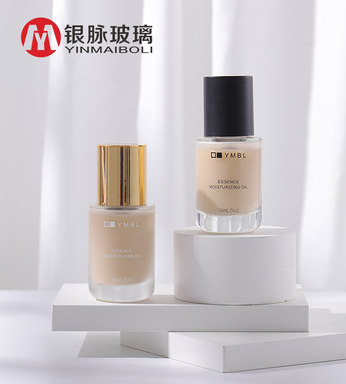 Timeless Elegance: Yinmai’s Foundation Bottle