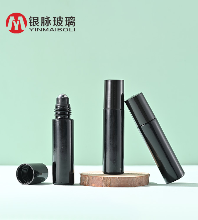 On-the-Go Luxury: Yinmai's Innovative Roller Bottle Range