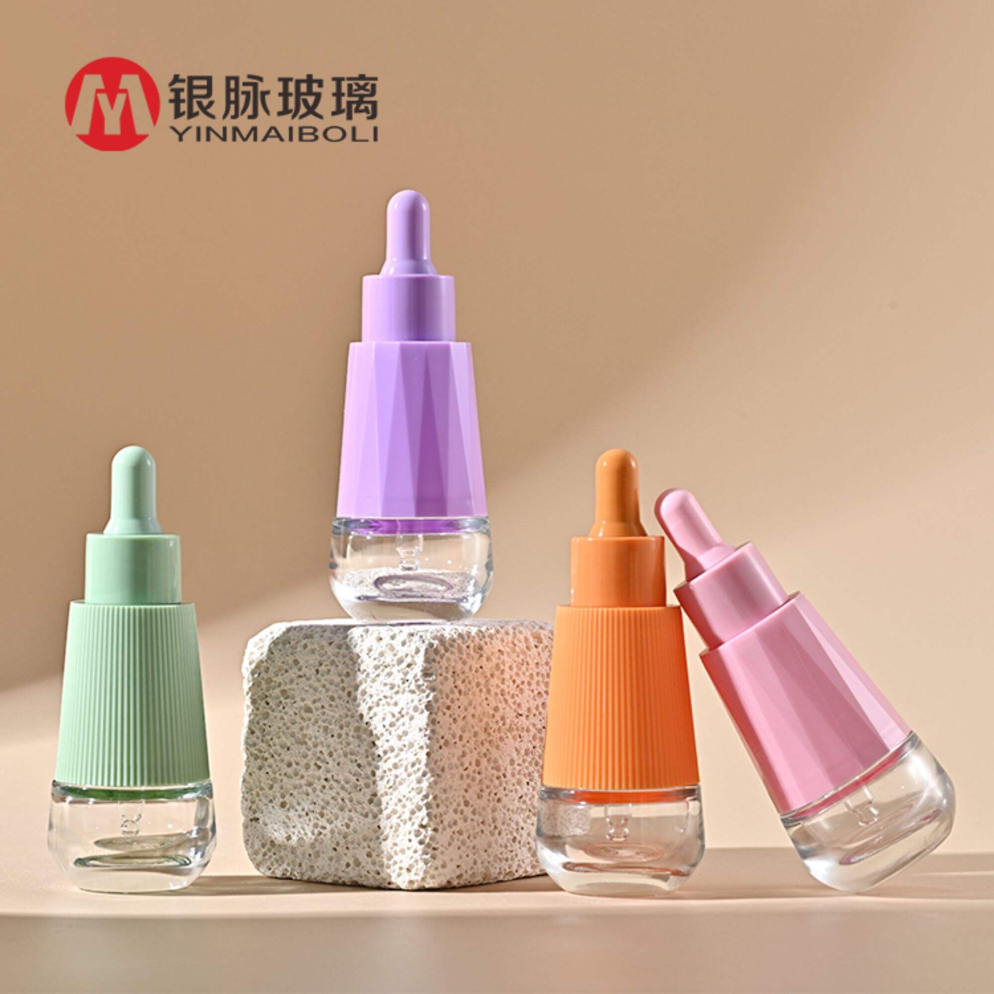 Customized 30ml essence bottle with dropper frosted essential oil bottle flat shoulder glass bottle cosmetic packaging
