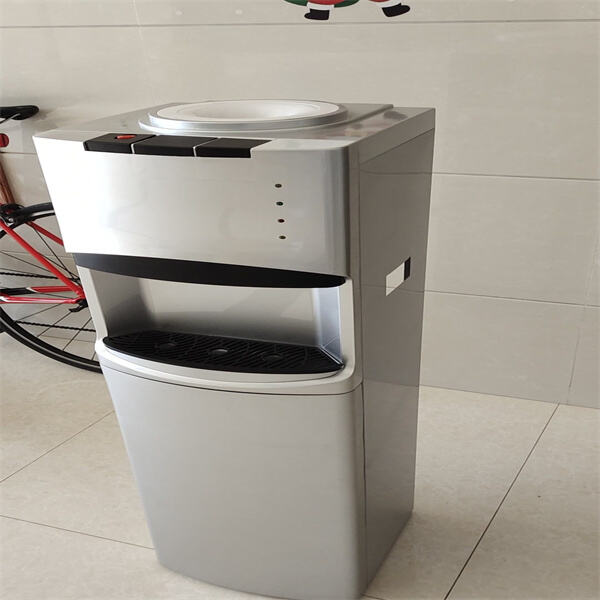 Ahorra Tiempo y Esfuerzo con un Práctico Dispensador de Agua para Uso Doméstico