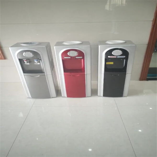 Maximizing Hydration and Minimizing Maintenance with a Self-Cleaning Water Dispenser