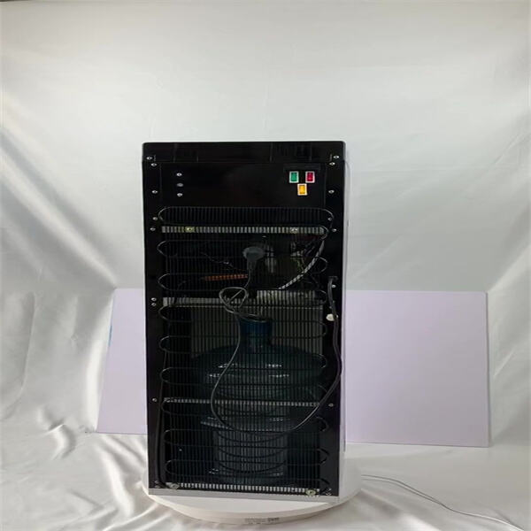 Satisfy Your Thirst with the Carbonated Water Dispenser