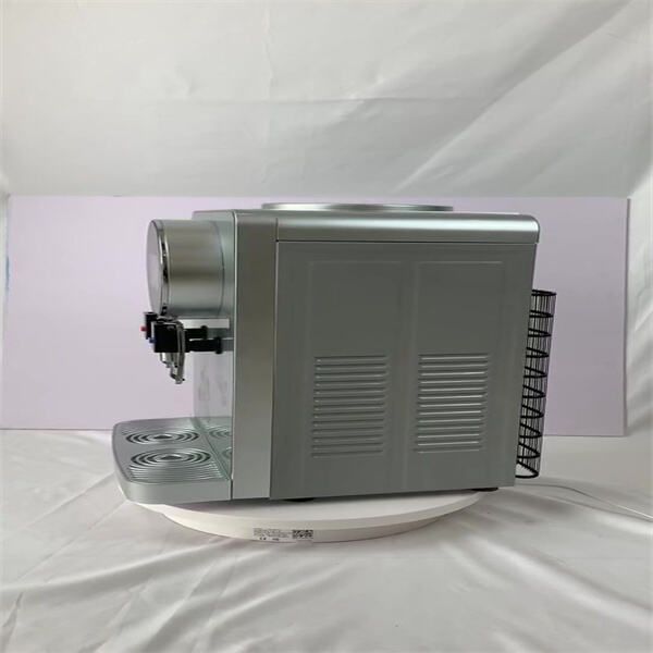 Save Time and Hassle with Easy-to-Clean Ice Makers