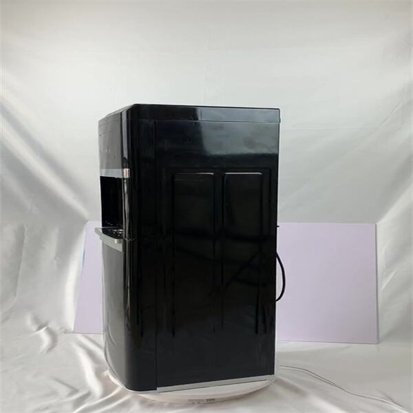 كيف يمكن لموزع المياه بدون الزجاجات أن يحسّن مكان عملك وصحتك