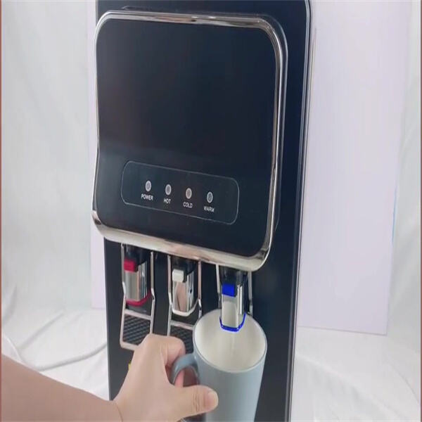 Save time and stay hydrated with a desktop water dispenser for your workplace.