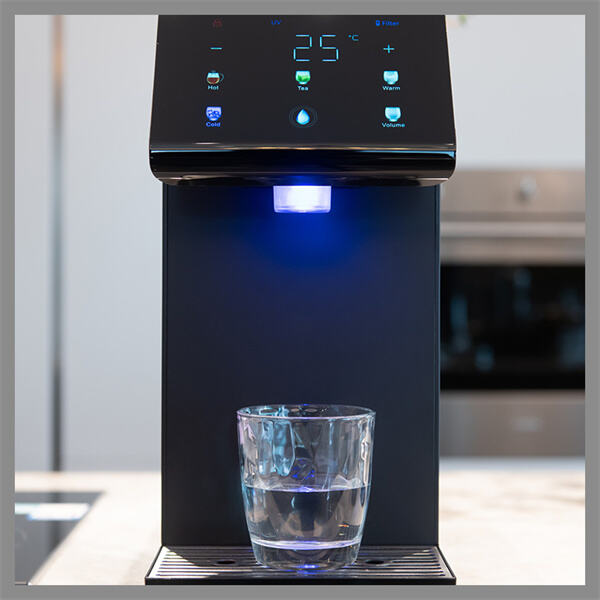 استمتع بفوائد امتلاك جهاز تبريد مياه موثوق وفعال في مكتبك، مما يشجع على الترطيب الصحي والاستدامة البيئية.