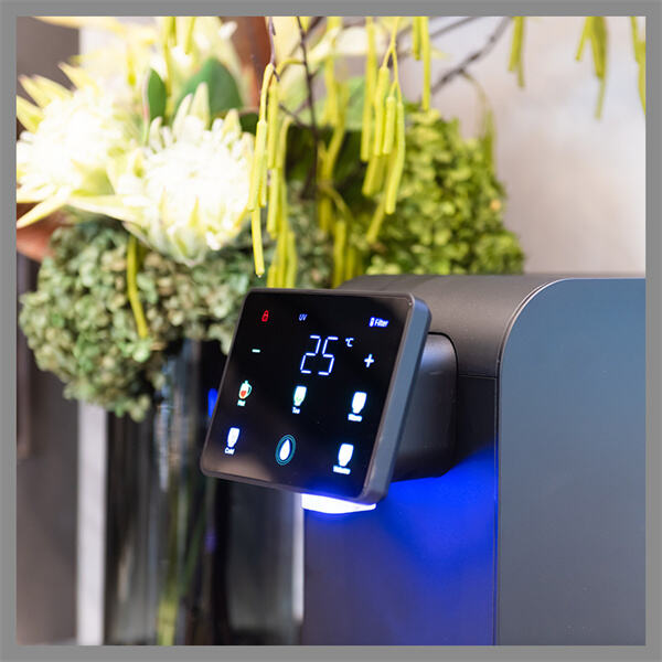 اكتشف البديل الصديق للبيئة لمياه الشرب الفوارة المعبأة في زجاجات من خلال أجهزتنا المستدامة وذات التكلفة الفعالة لتوزيع المياه.