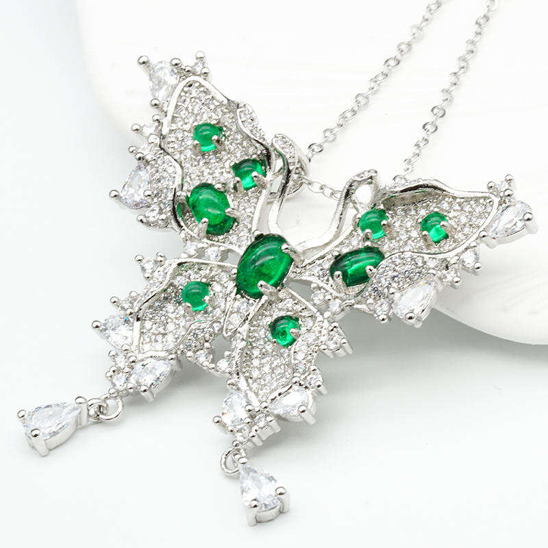 New fashion Zircon butterfly pendant Elegant ladies pendant necklace Women jewelry