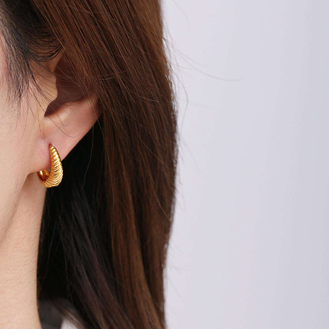 Fine jewelry 18k gold plated Simple Braid Twisted Petite Hoop Earring women