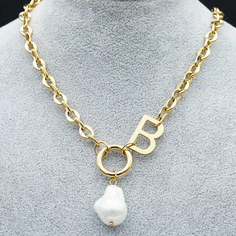 Fashion horsewhip chain alphabet pendant gold plated letter necklaces stainless steel pearl necklace