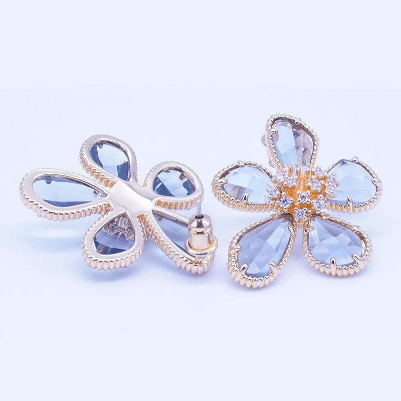 Rose gold plated women's cute cz flower stud earrings