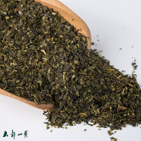 Elaboración de nuestro té Sencha orgánico triturado