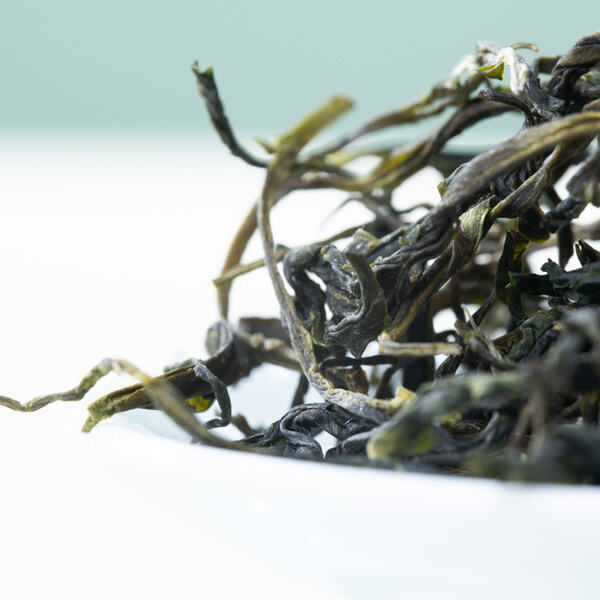 Indulge in the Delicate Aroma of Our Hand-Picked New Green Tea Leaves!"