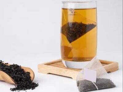 Chinese Organic Black Tea can be consumed hot or cold, and it has a long shelf life.