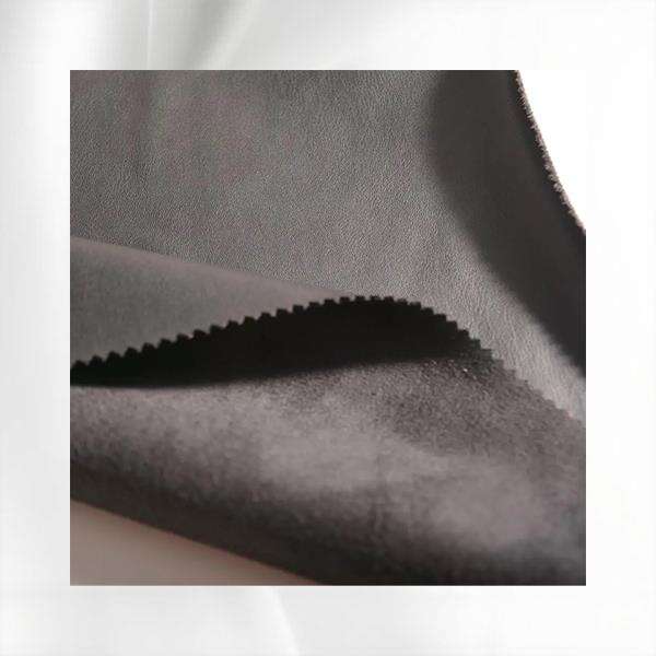 Ostanite toplo i šikirano s tkaninom od modalne vune